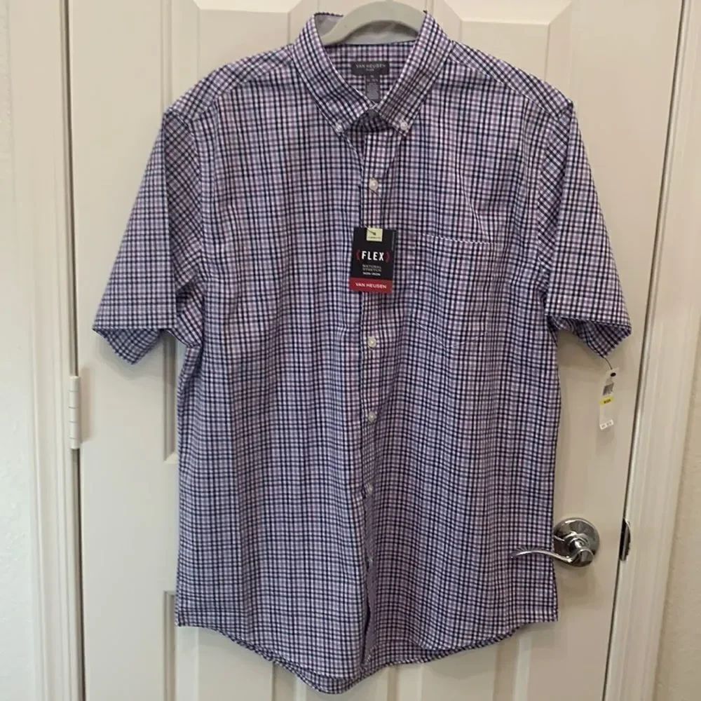 Van Heusen Flex 15-15 1/2 Stretch Non Iron Button Short Sleeve Medium Shirt